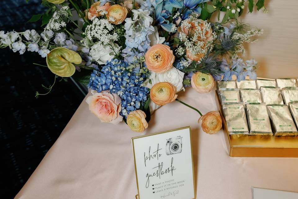 Welcome table