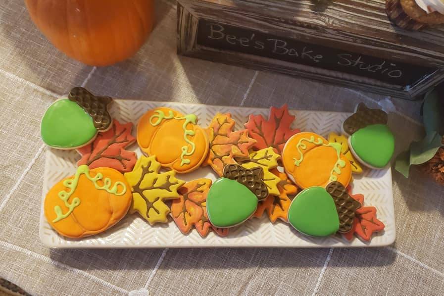Fall inspired decorated cookie