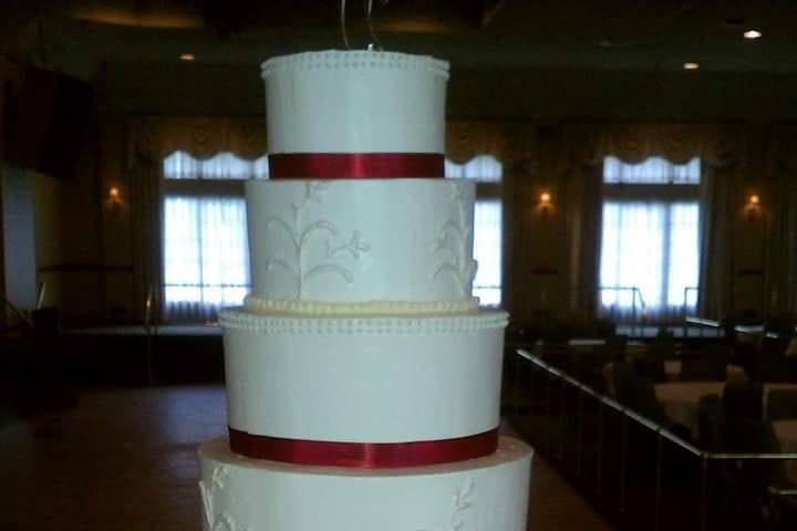 Classic wedding cake