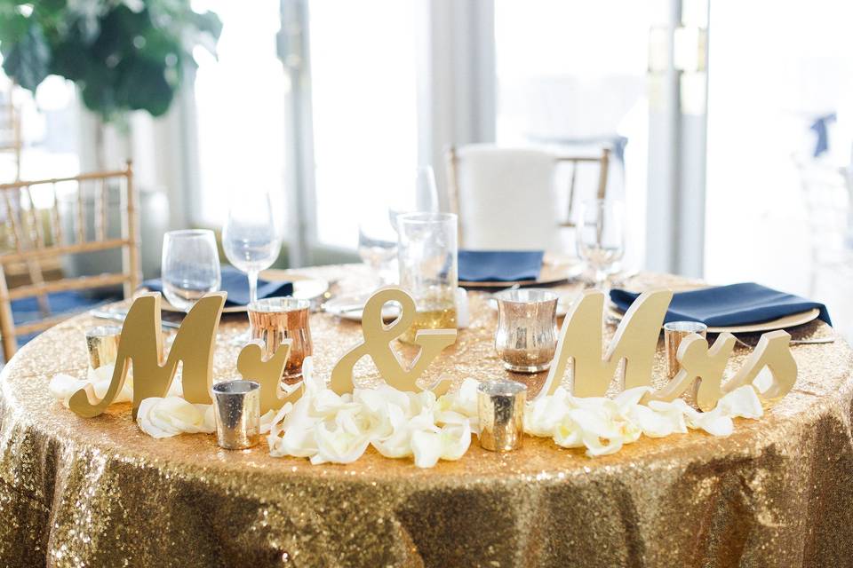 Sweetheart table