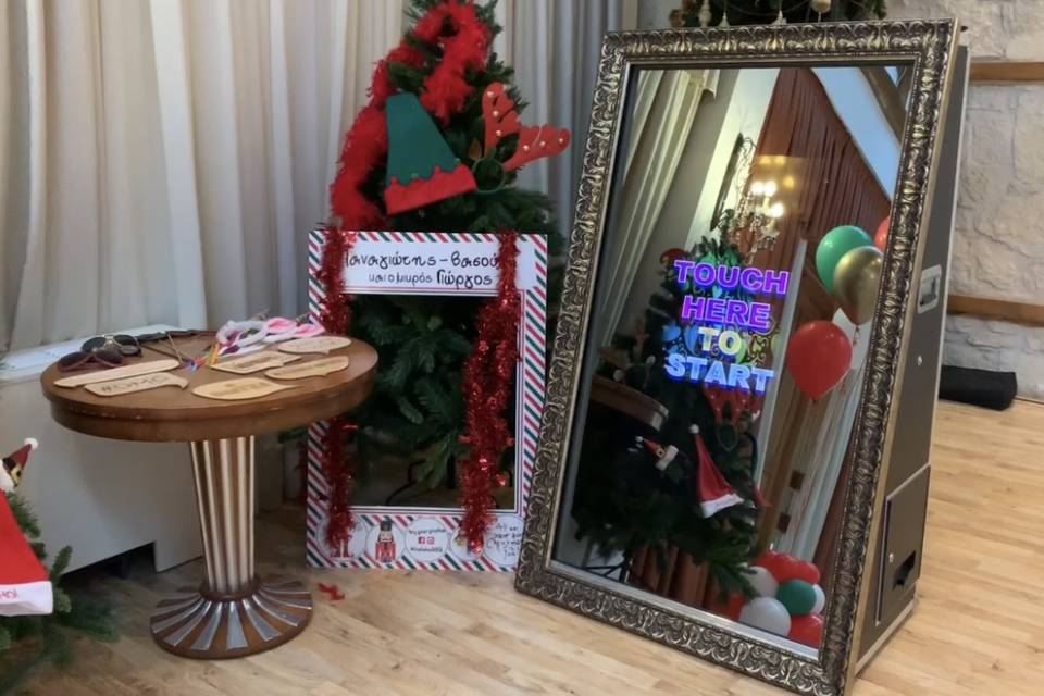 Mirror Booth Xmas