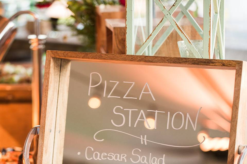 Pizza station