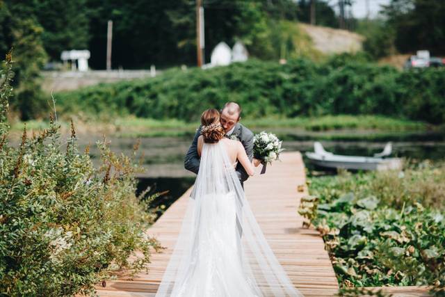 Embrace by the dock