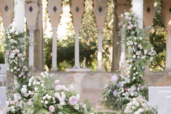 Outdoor wedding setup