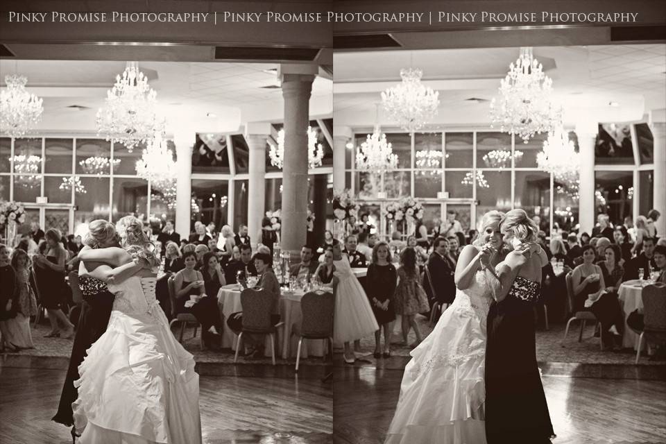 Pinky Promise Photography