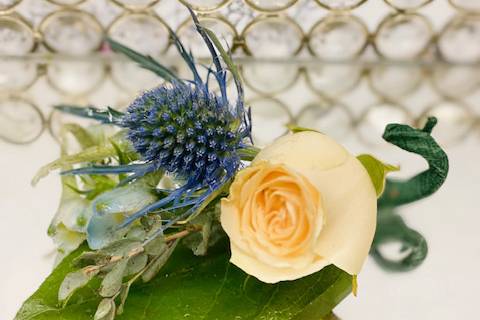 Thistle This - Boutonniere