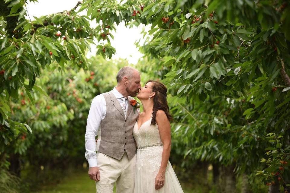 Kissing in the orchard