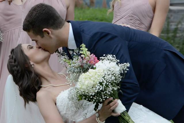 A passionate moment - O Film & Media