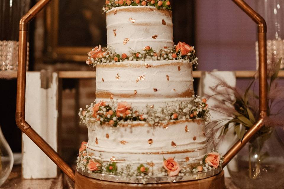 H&M Wedding Cake