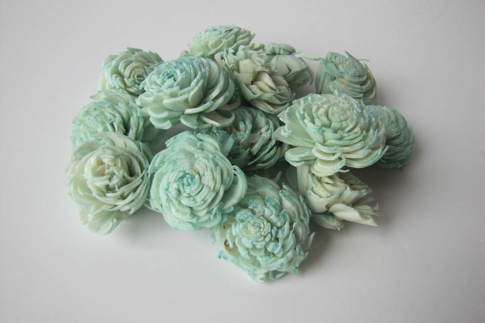 Mint Sola Flowers for DIY projects.  Great for placing on cakes, make centerpieces, bouquets, napkin rings, garlands....