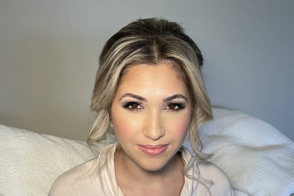 Bridesmaid makeup