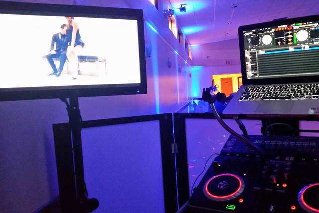 DJ