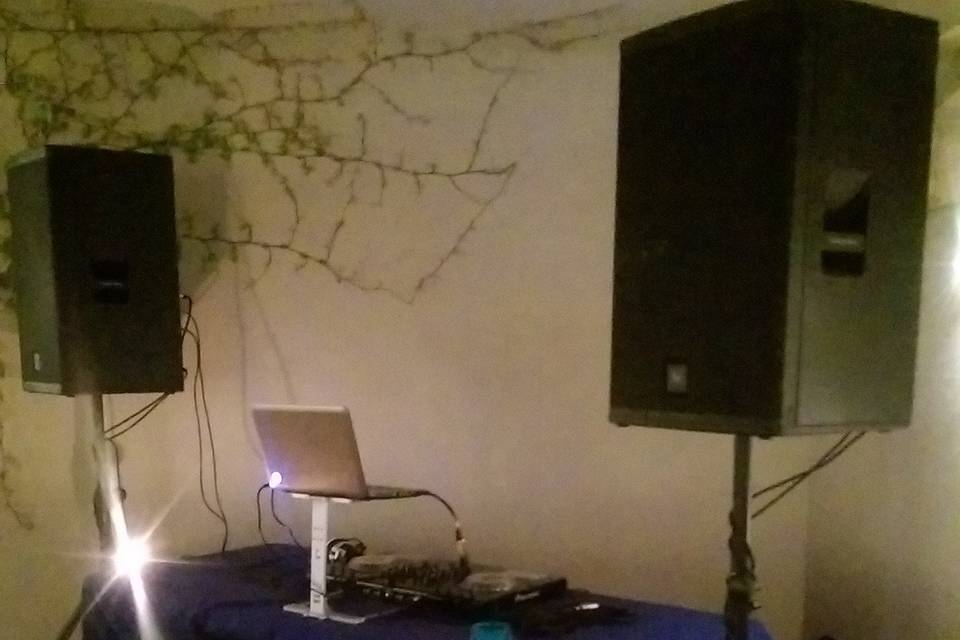 Muchacho Mike - DJ Entertainment