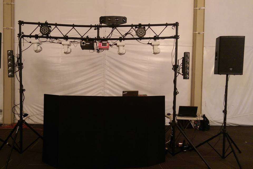 Muchacho Mike - DJ Entertainment