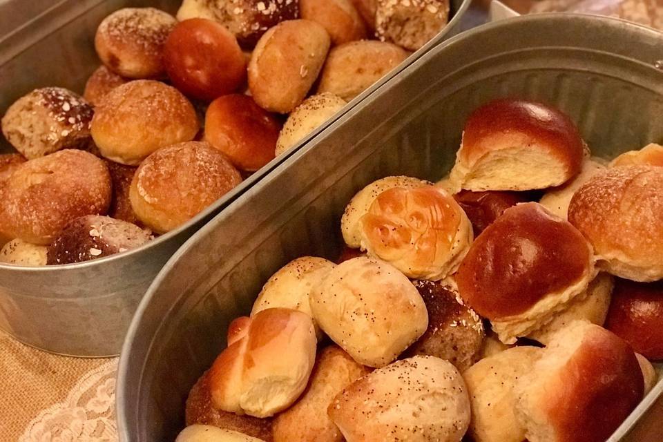 Dinner Rolls in Rustic Vessels