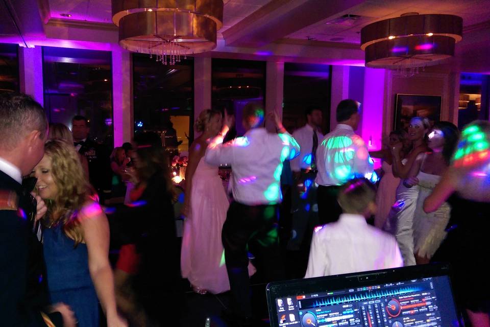 Elegant Entertainment DJ and Video Services