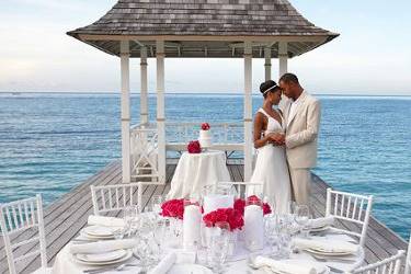 Wedding and Honeymoon Planners
