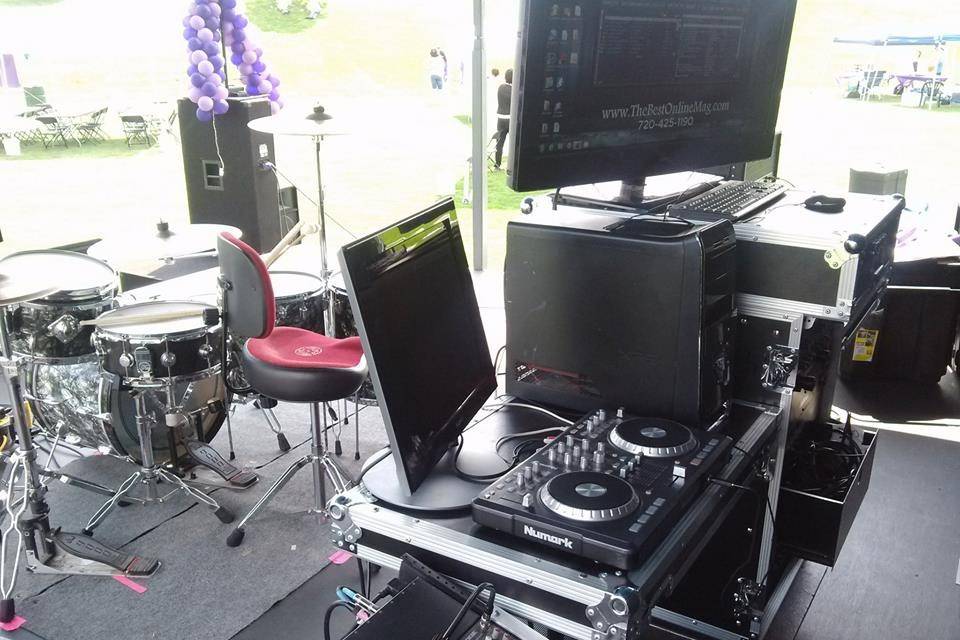 Dj booth