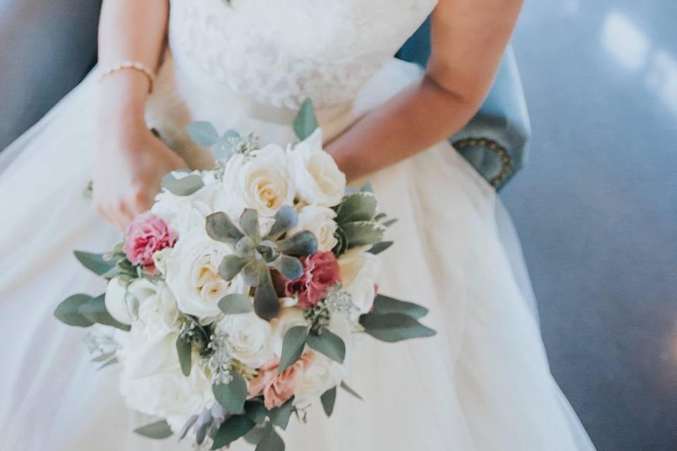 Bride and bouquet