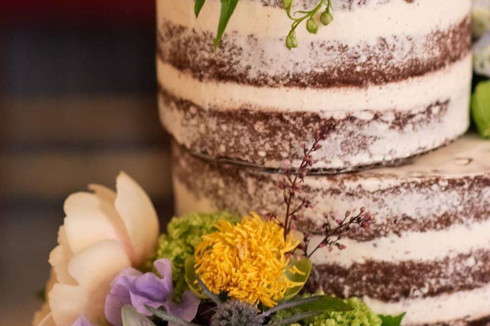 Cake decoration