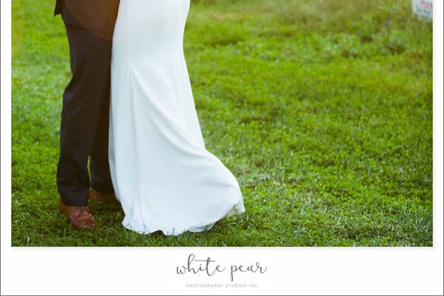 White Pear Photography Studios Inc