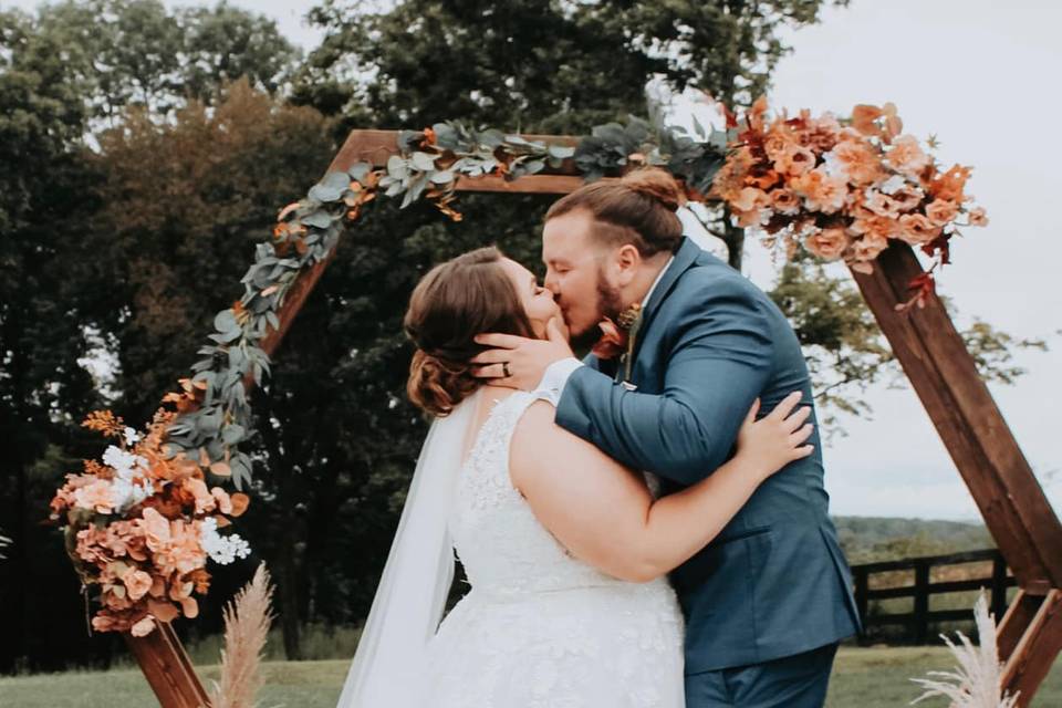 Last minute outdoor ceremony