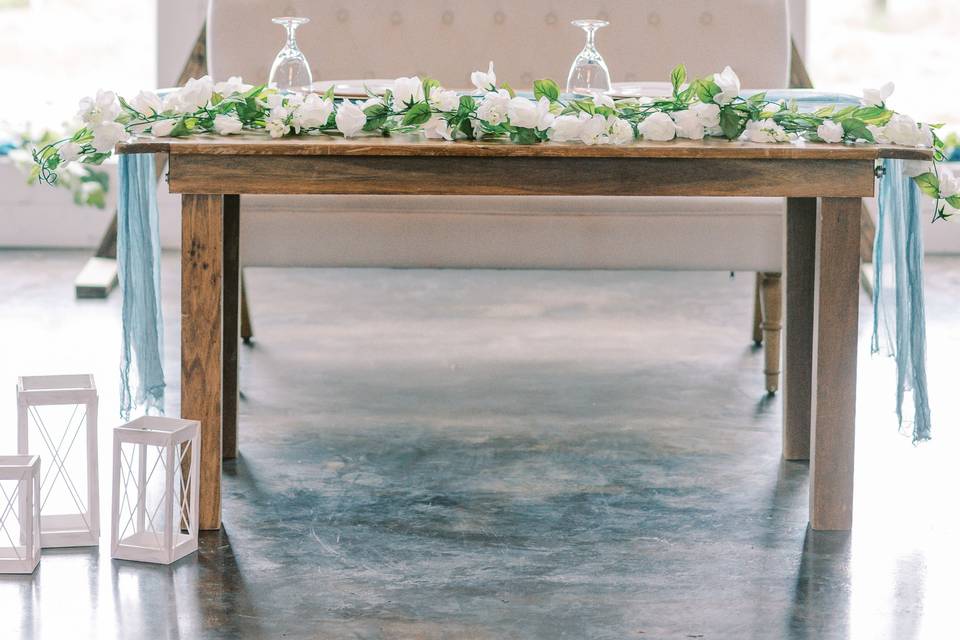 Sweetheart table