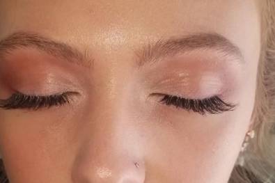 Full face glam