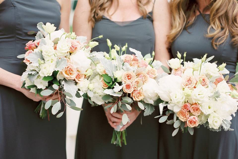 A Greenville Country Club wedding shot by Stacy Hart Photography.