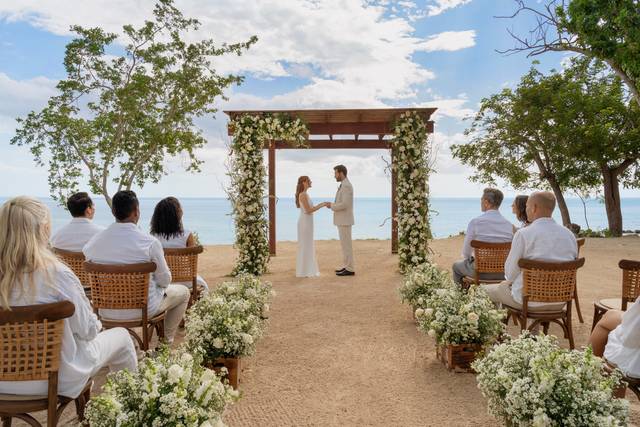 Beach gazebo