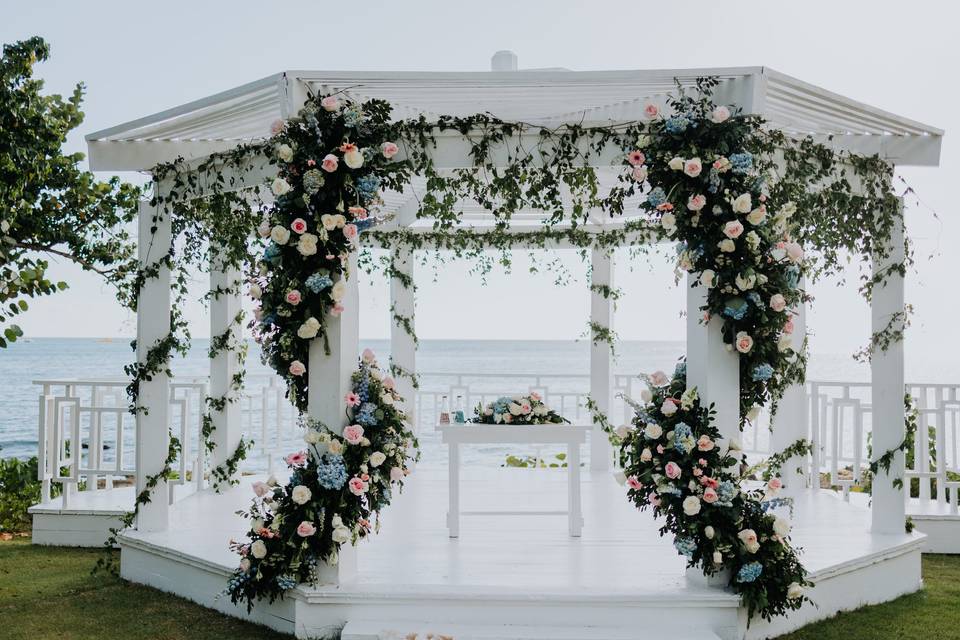 Dreams Gazebo