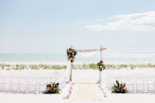 Pink Shell Beach Resort & Marina