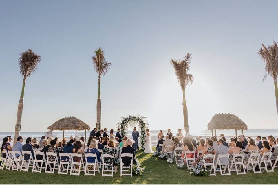 Tent at the Palm Terrace 2