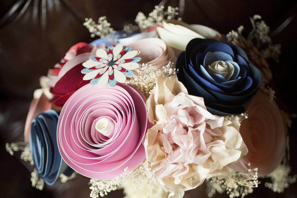 Paper Flower Bridal Bouquet
Bespoke creations by Paper Portrayals