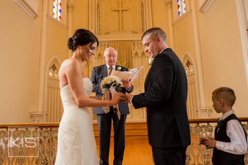 Wedding Officiant Jon Turino