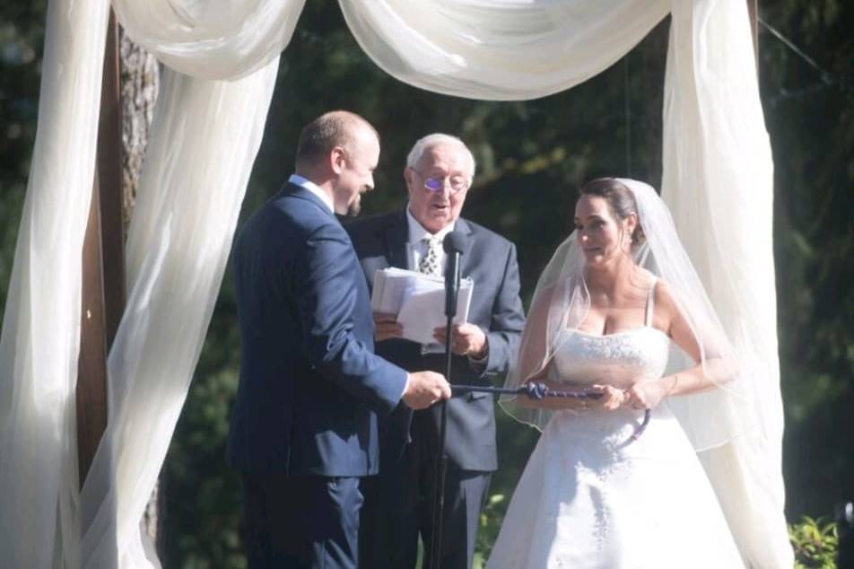 Wedding Officiant Jon Turino