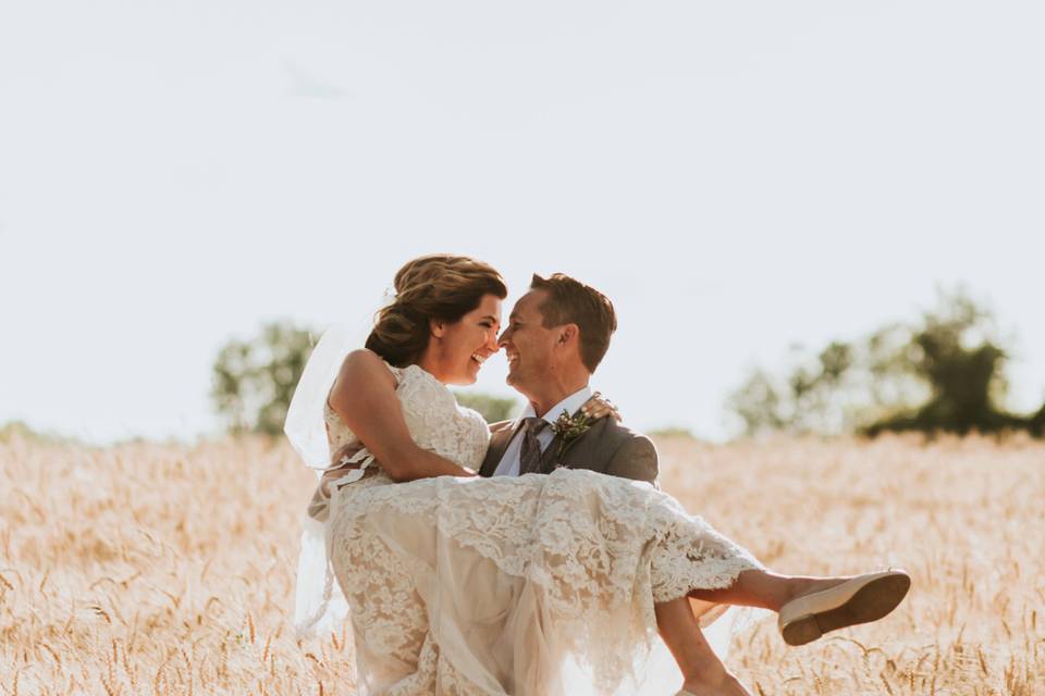 Alicia Magnuson Photography, LLC