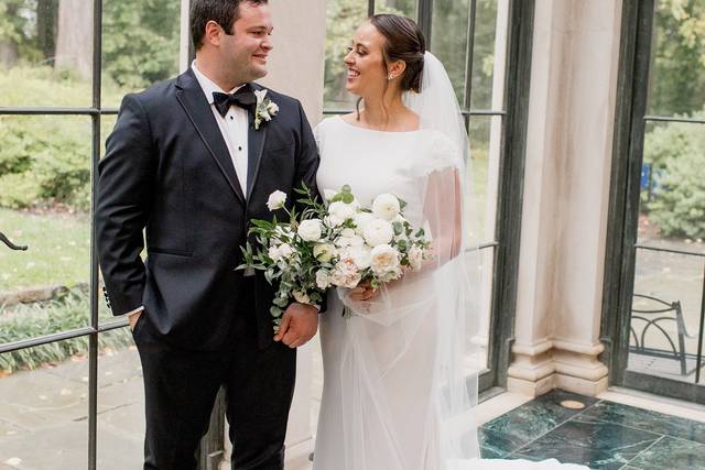 Petal & Glass Photography