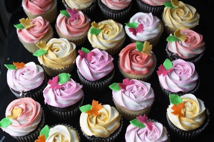 Spring cupcake roses