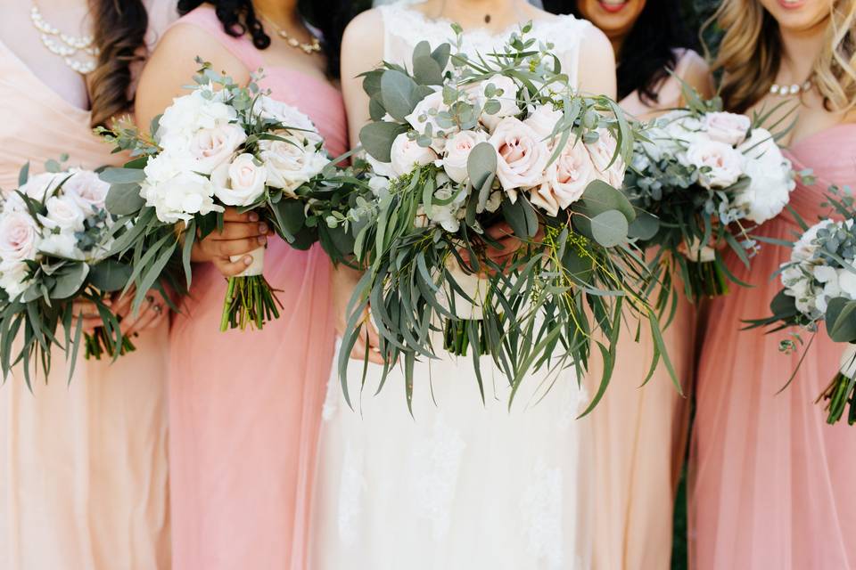 Cascading bouquets