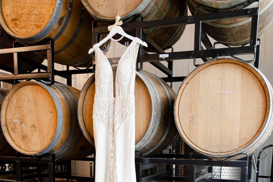 Stunning dress and barrels.