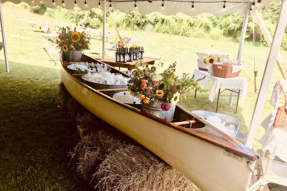 A canoe bar