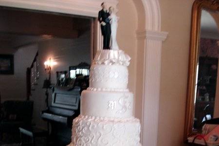 7-tier wedding cake