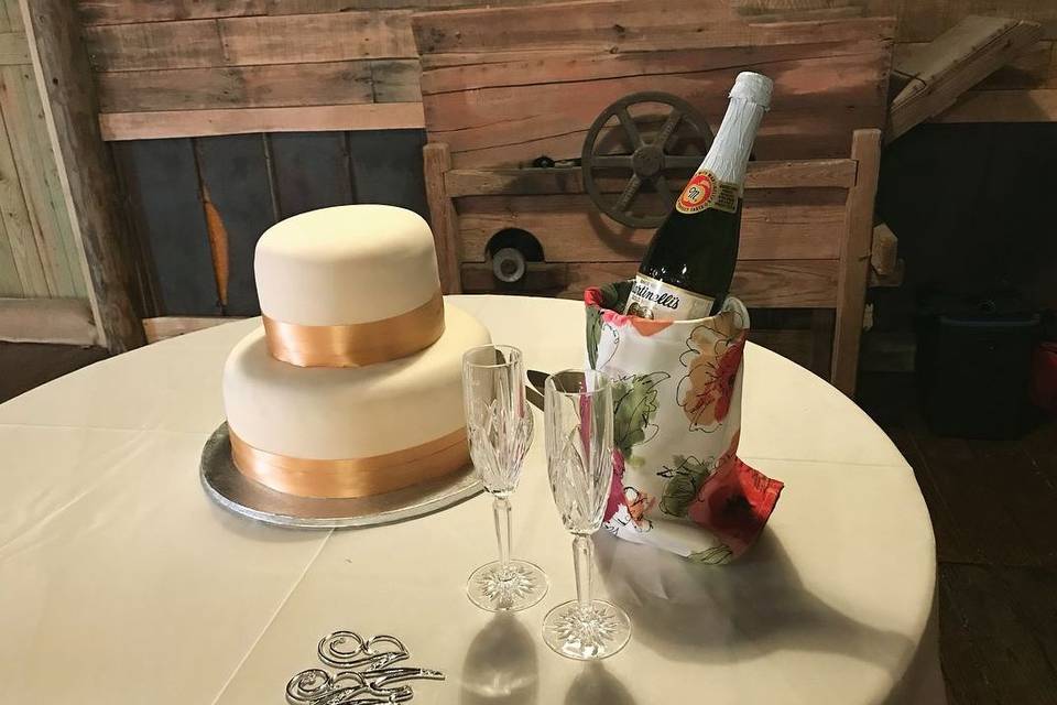 Wedding cake and champagne