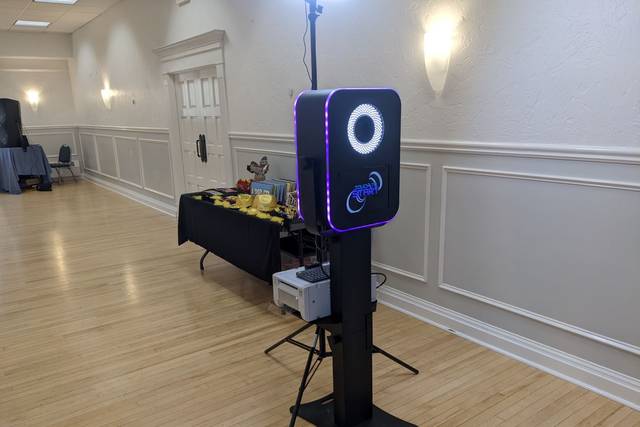 Open-Air LED Photo Booth