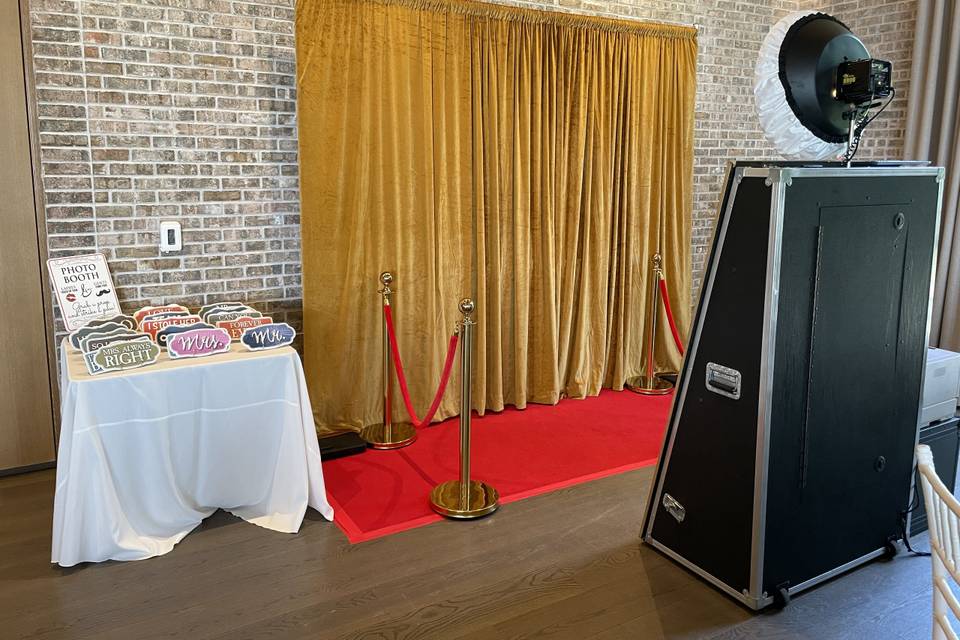 Events 2 Remember NJ - Mirror Photo Booths