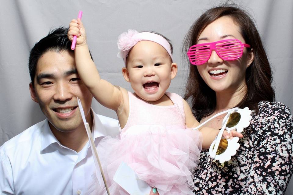 Fantastic Snap Photobooth - Photo Booth Rental