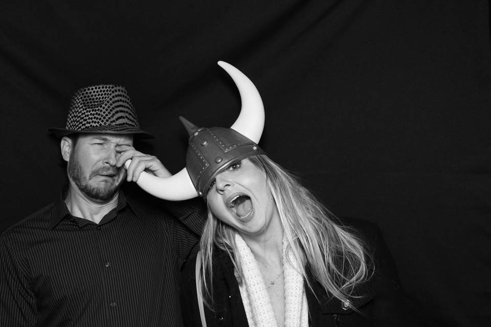 Fantastic Snap Photobooth - Photo Booth Rental