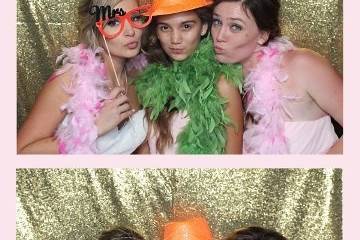 Fantastic Snap Photobooth - Photo Booth Rental