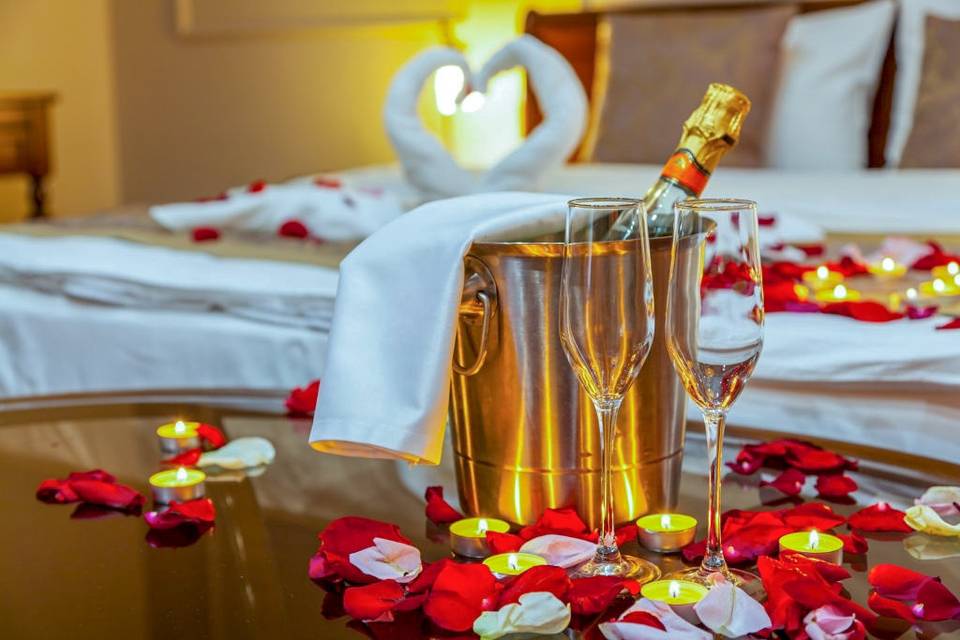 Honeymoon Room Package